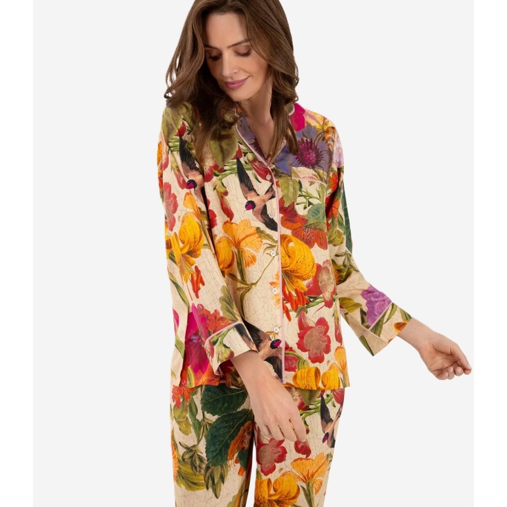 Powder UK Vibrant Floral Women's Pajama Set